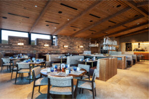 Interior picture of the dining room at Renegade Clubhouse at Desert Mountain, anchoring a top destination for golf in Scottsdale, Arizona